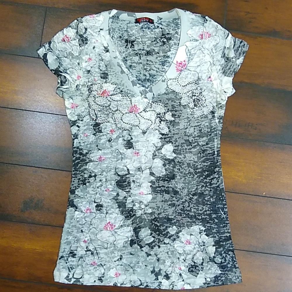 Burnout Tee NWOT